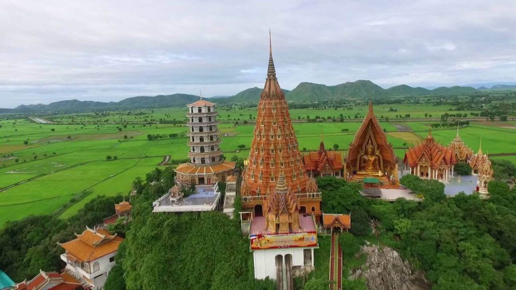 ไหว้พระตามราศี ชาวราศีพิจิก