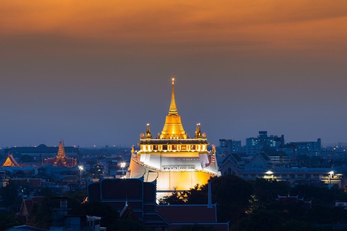 วัดภูเขาทอง