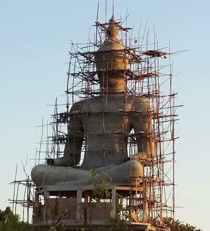 สร้างพระพุทธรูป