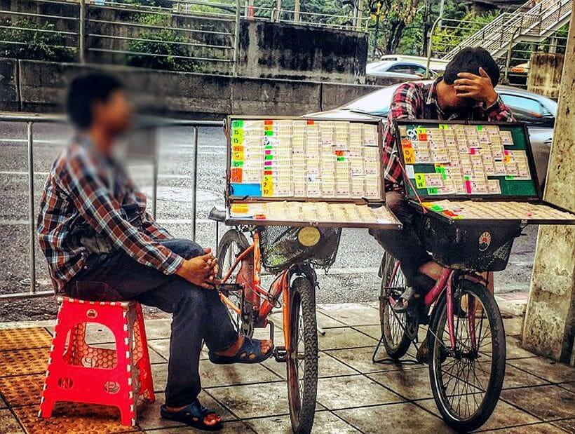 คนขายหวย