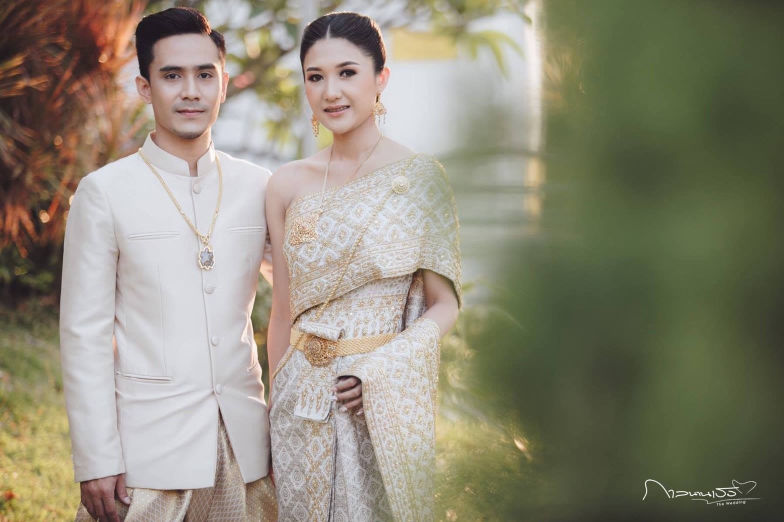 ชุดแต่งงาน ชุดไทย