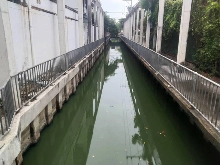 น้ำคลอง