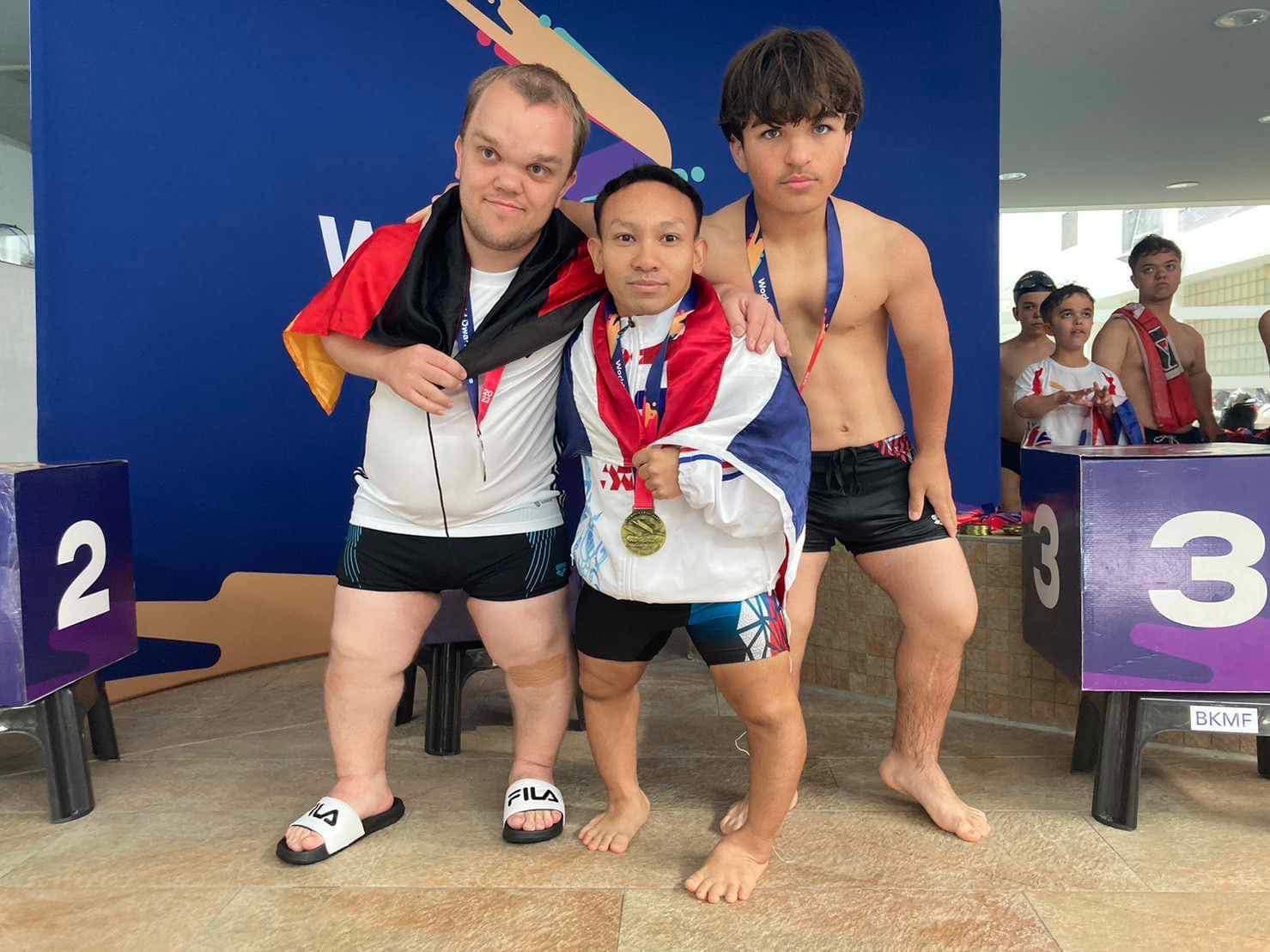 คนแคระ ตัวเตี้ย