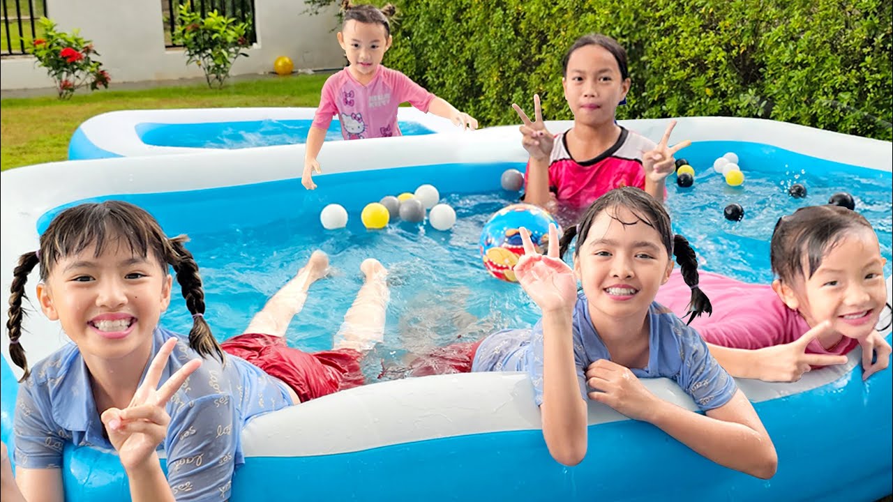 เล่นน้ำกับเพื่อน